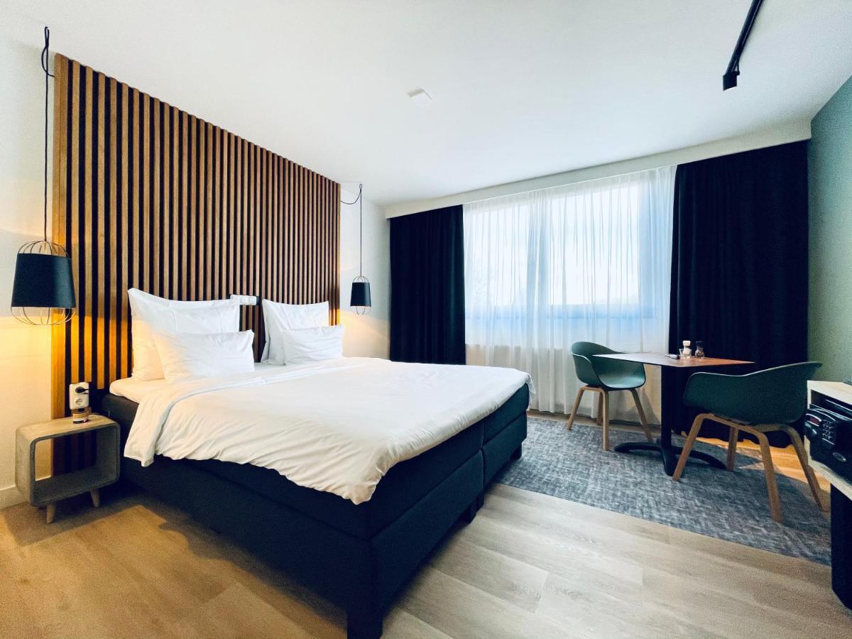 Hotel De Sterrenberg - Adults Only อ็อตเตอร์โล ภายนอก รูปภาพ