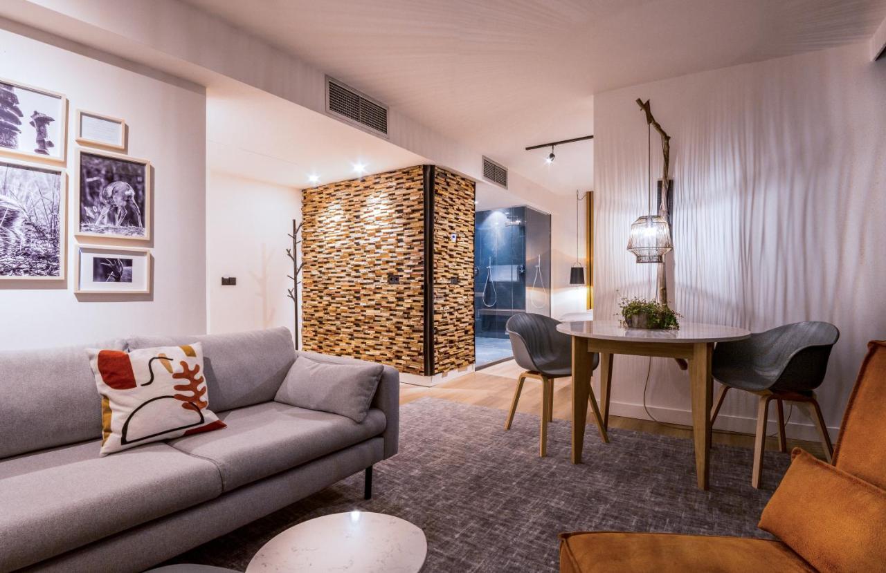 Hotel De Sterrenberg - Adults Only อ็อตเตอร์โล ภายนอก รูปภาพ