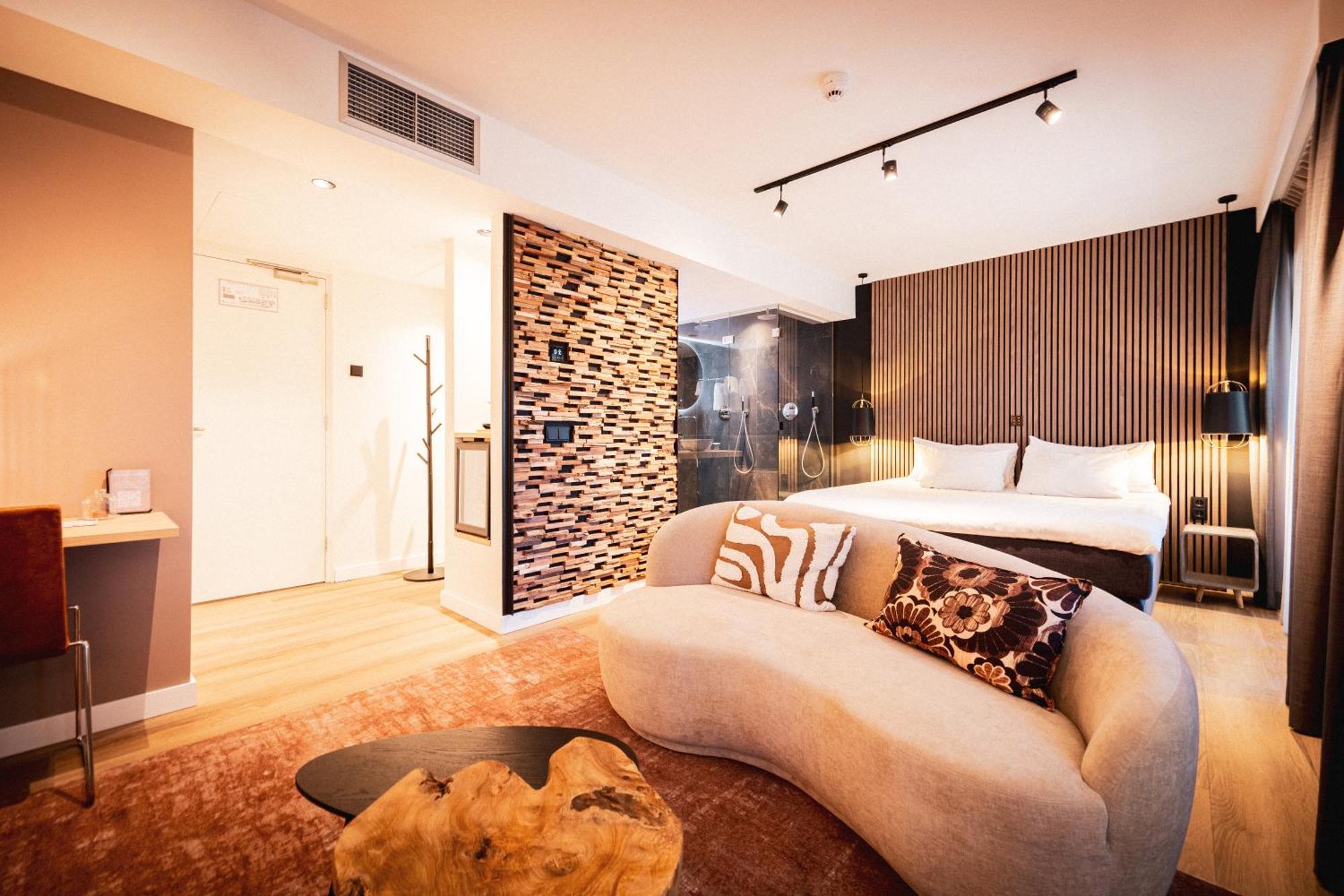 Hotel De Sterrenberg - Adults Only อ็อตเตอร์โล ภายนอก รูปภาพ