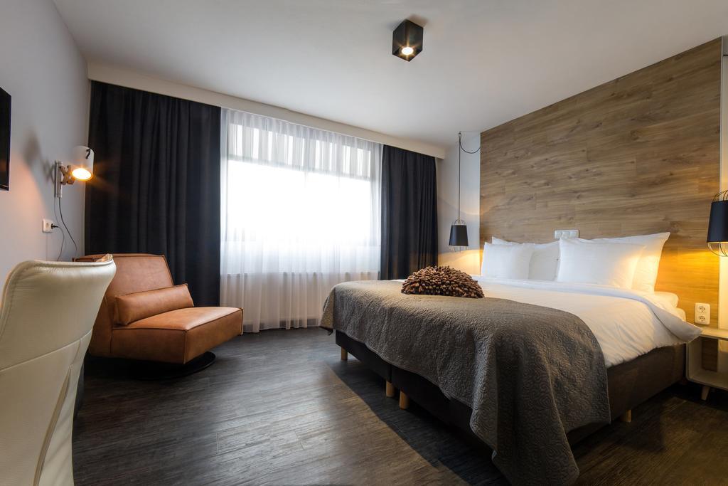 Hotel De Sterrenberg - Adults Only อ็อตเตอร์โล ภายนอก รูปภาพ